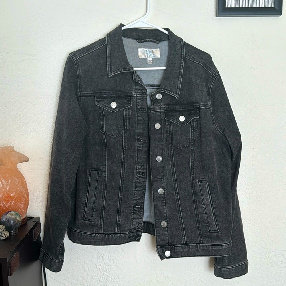Women’s Denim Jacket